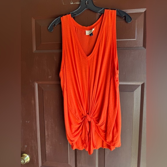 Universal Thread Tops - Universal Thread Orange Sleeveless Shirt with front tie